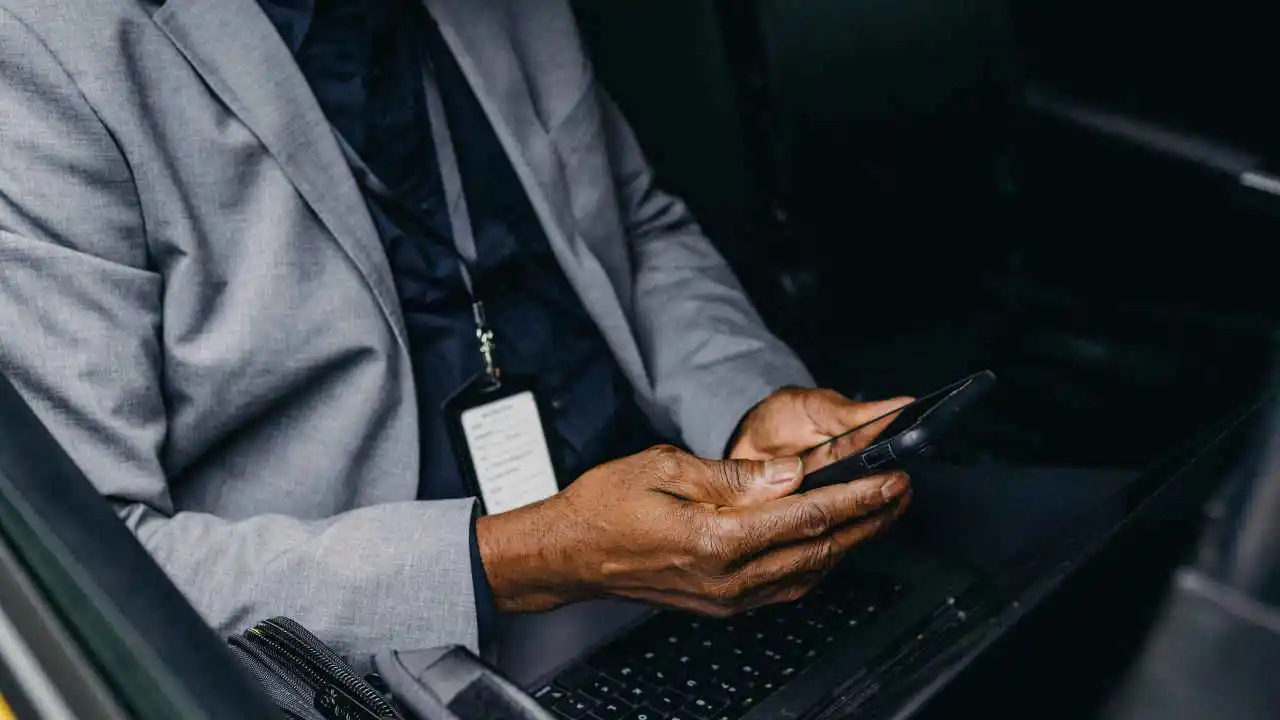 Discover the 15 Best Apps to Schedule Social Media Posts