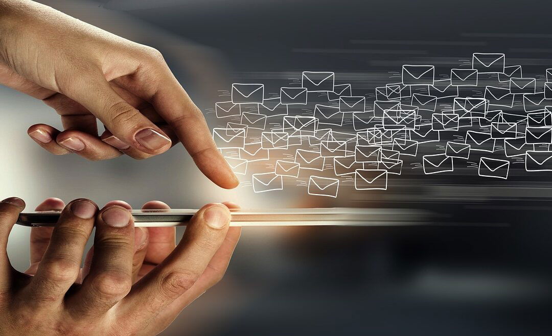 Enhancing Email Writing with AI Technology